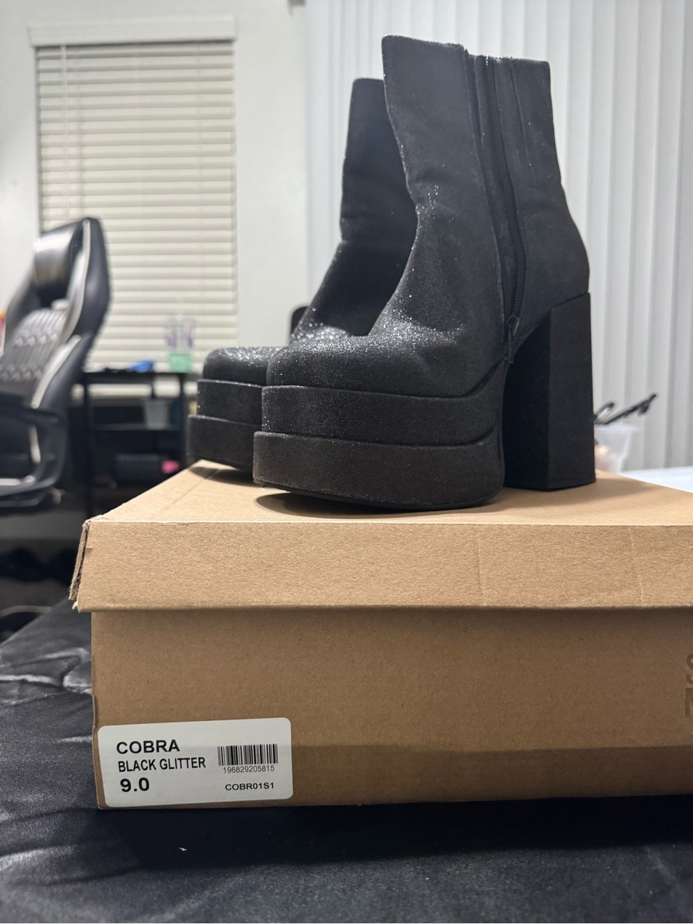 Steve Madden Black Glitter Platform Block Heel Boots - Picture 5 of 5